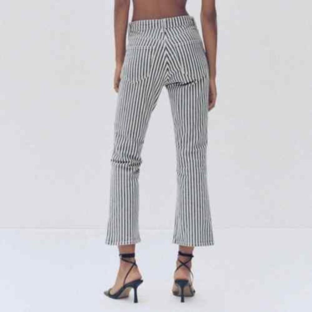 NWT Zara Railroad Stripe Crop Flare Jeans | Blue/White | US 8